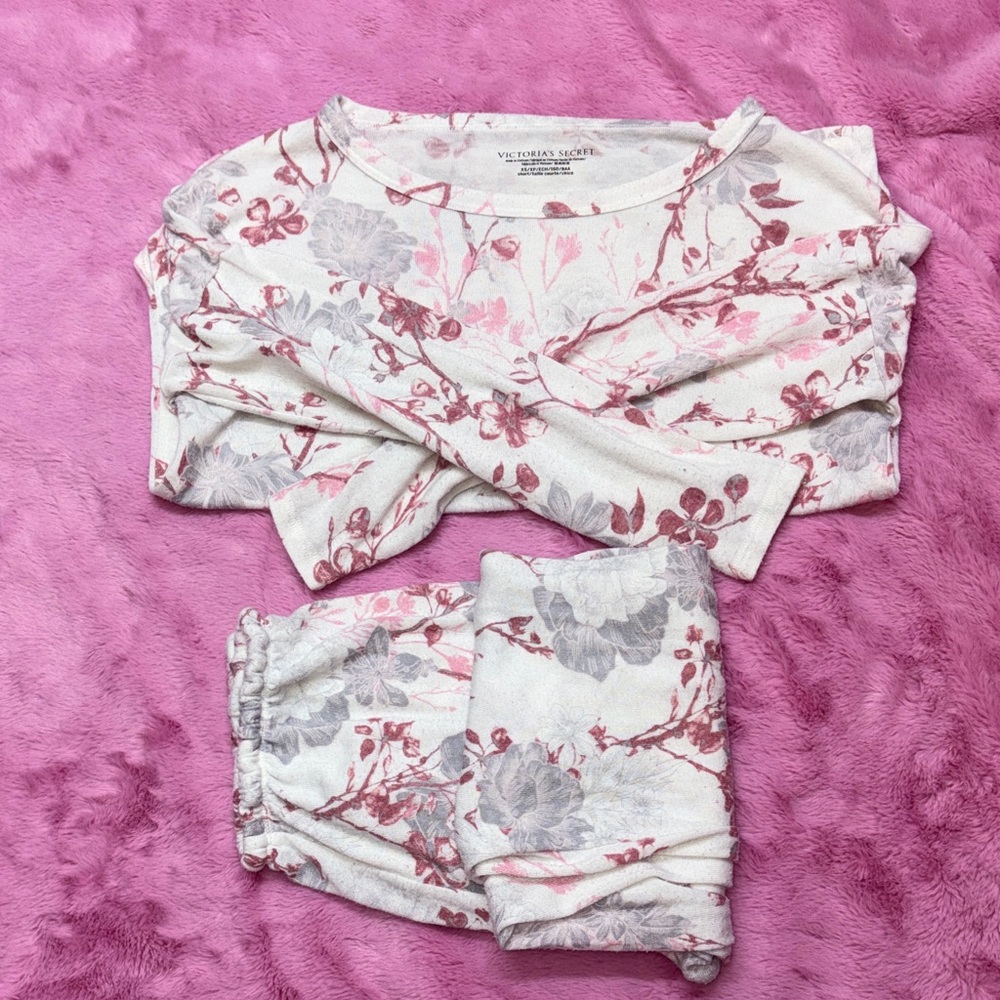 Victoria's Secret White, Pink Floral Cherry Blossom Cozy Pajama Set Top & Bottom